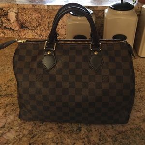 Louis Vuitton Speedy 30